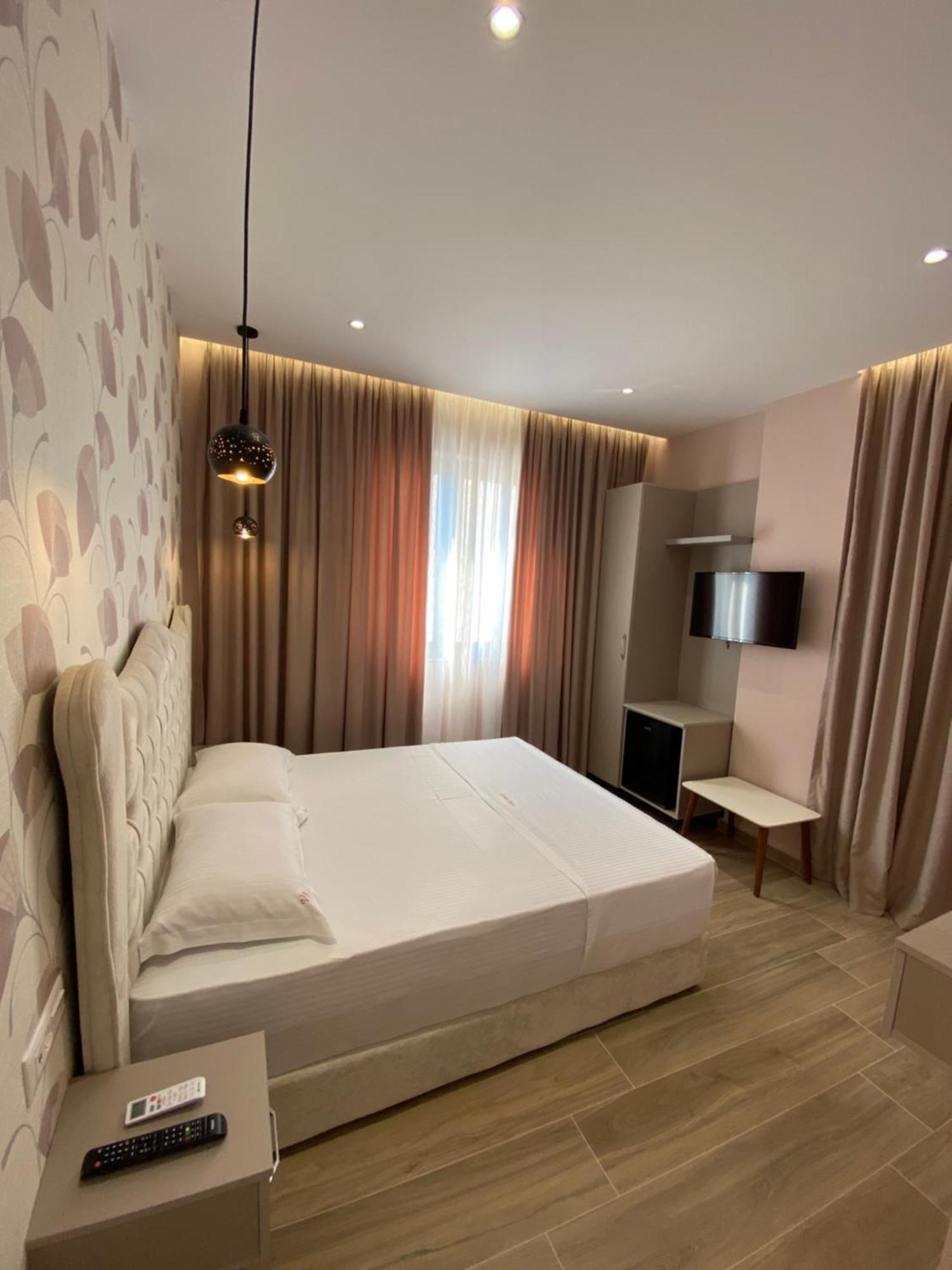Hotel Vila Dedej Δυρράχιο Εξωτερικό φωτογραφία